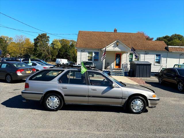 used 1992 Honda Accord car, priced at $5,995