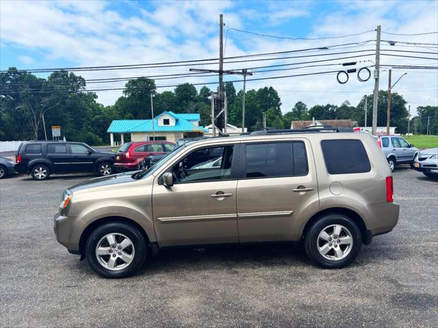 used 2010 Honda Pilot car, priced at $8,995