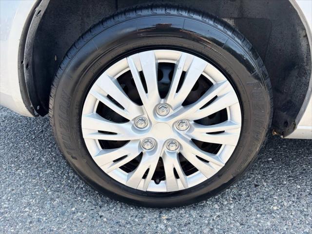 used 2005 Chevrolet Cobalt car, priced at $2,995