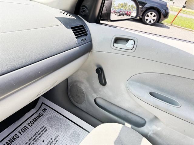 used 2005 Chevrolet Cobalt car, priced at $2,995
