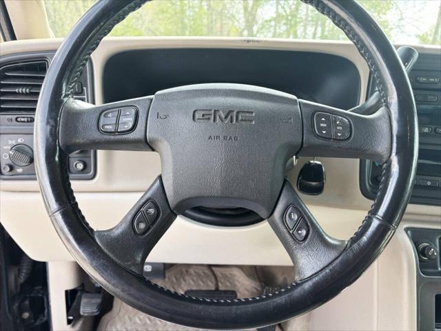 used 2005 GMC Yukon car, priced at $3,995