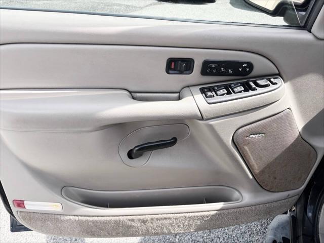 used 2005 GMC Yukon car, priced at $3,995