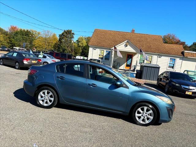 used 2011 Mazda Mazda3 car, priced at $5,995