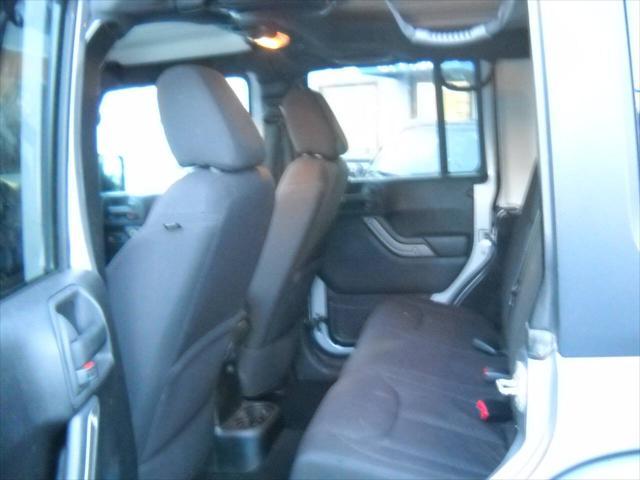 used 2013 Jeep Wrangler Unlimited car, priced at $12,995