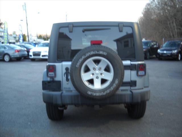 used 2013 Jeep Wrangler Unlimited car, priced at $12,995