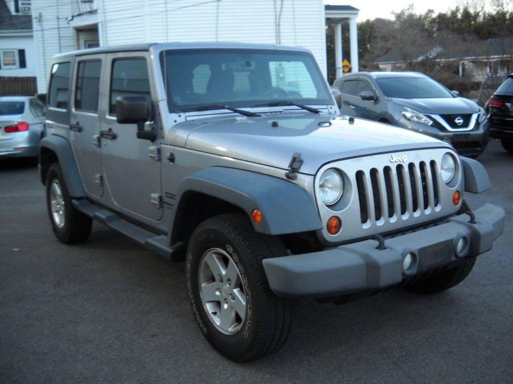 used 2013 Jeep Wrangler Unlimited car, priced at $11,900