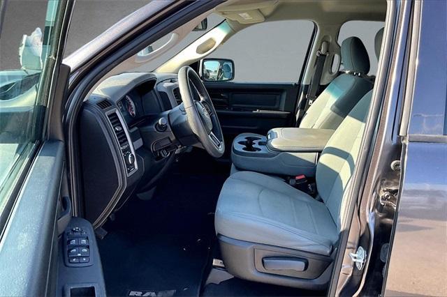 used 2019 Ram 1500 Classic car, priced at $18,811