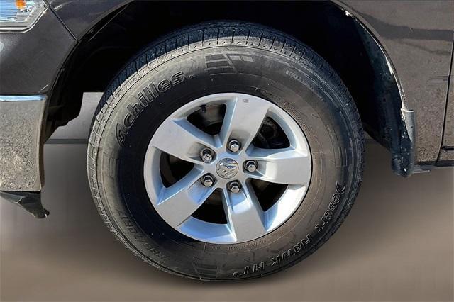 used 2019 Ram 1500 Classic car, priced at $18,811