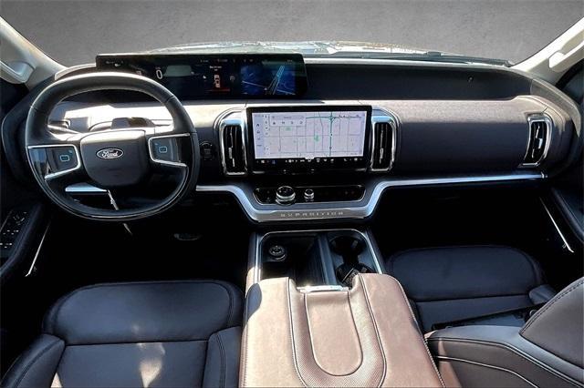 new 2025 Ford Expedition car, priced at $85,354