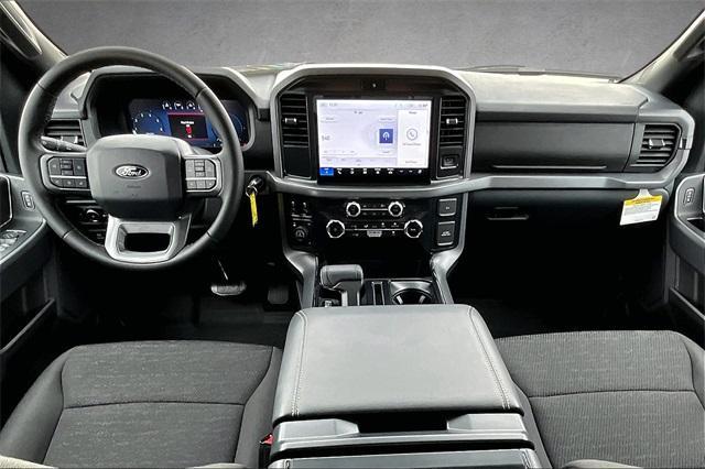 new 2025 Ford F-150 car, priced at $50,977