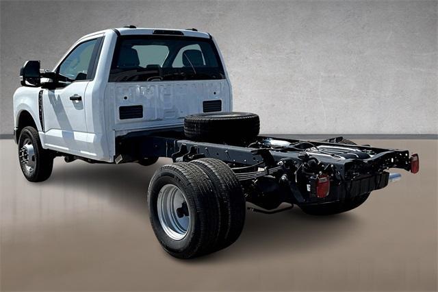 new 2025 Ford F-350 car, priced at $55,940