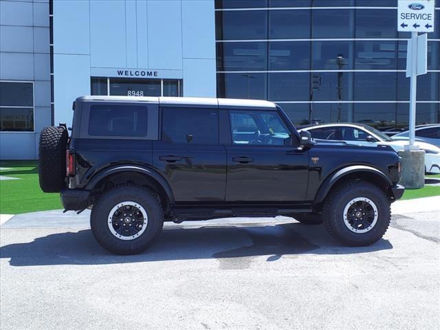 new 2024 Ford Bronco car, priced at $60,977