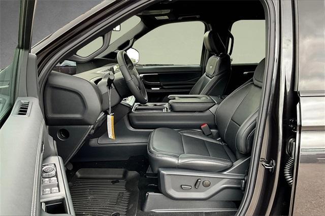 new 2025 Ford Expedition car, priced at $80,106