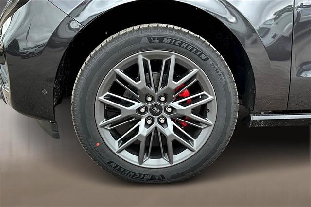 new 2025 Ford Expedition car, priced at $80,106