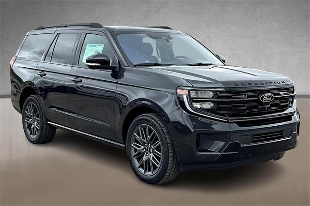 new 2025 Ford Expedition car, priced at $80,106