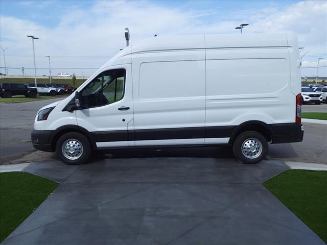 new 2024 Ford Transit-250 car