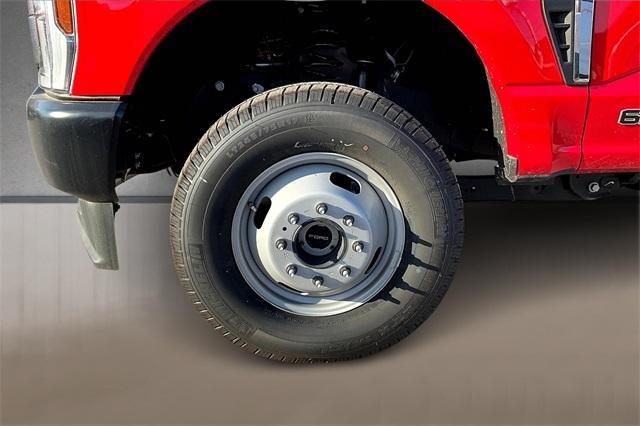 new 2024 Ford F-350 car, priced at $58,686