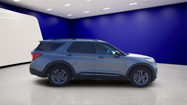 new 2024 Ford Explorer car, priced at $41,977