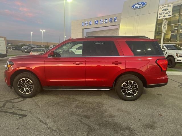 used 2022 Ford Expedition car, priced at $46,301