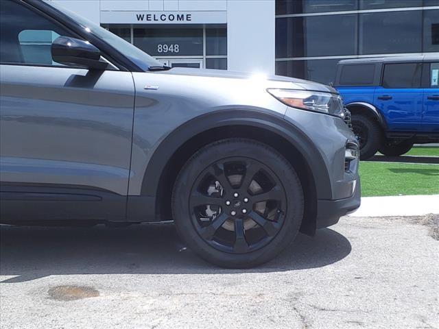 new 2024 Ford Explorer car, priced at $47,528