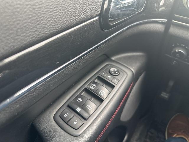 used 2020 Jeep Grand Cherokee car, priced at $28,694