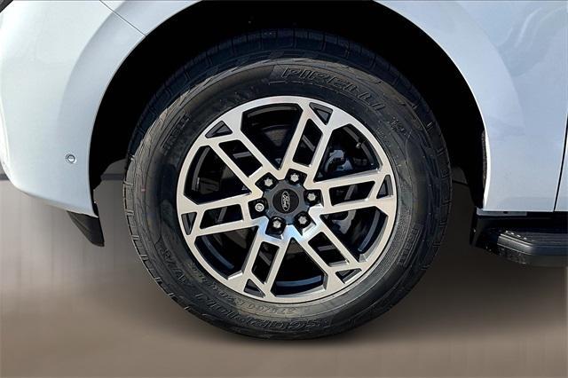 new 2025 Ford Expedition car, priced at $67,967