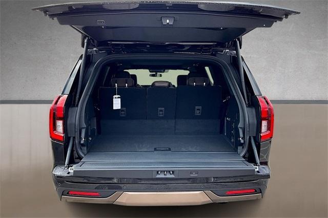 new 2025 Ford Expedition car, priced at $82,826