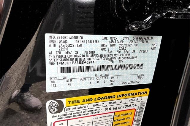 new 2025 Ford Expedition car, priced at $82,826