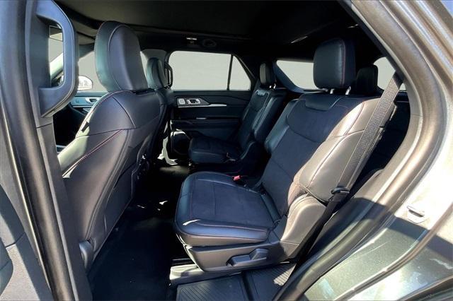 new 2025 Ford Explorer car, priced at $58,041