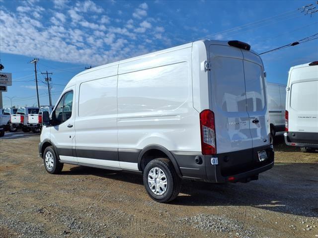 new 2024 Ford Transit-250 car