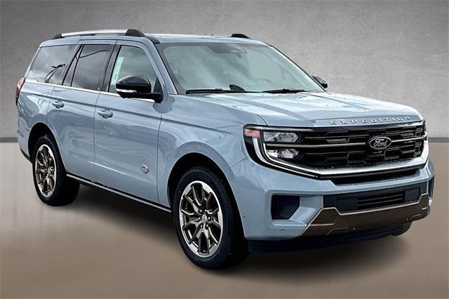 new 2025 Ford Expedition car, priced at $84,409