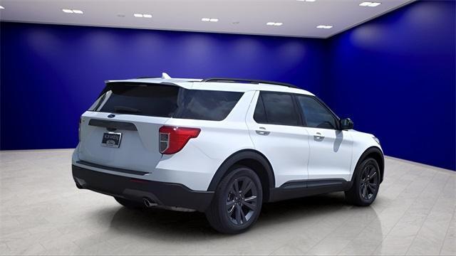 new 2024 Ford Explorer car, priced at $41,977