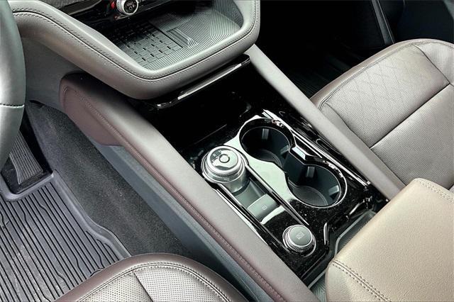 new 2025 Ford Explorer car, priced at $51,715