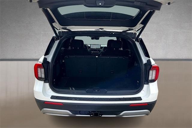 new 2025 Ford Explorer car, priced at $51,715
