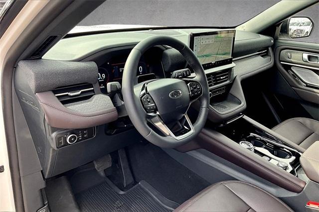 new 2025 Ford Explorer car, priced at $51,715