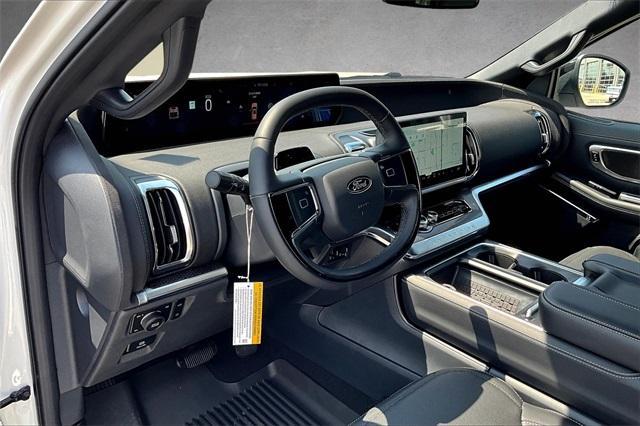 new 2025 Ford Expedition car, priced at $79,576