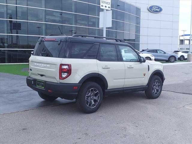 new 2024 Ford Bronco Sport car, priced at $37,477