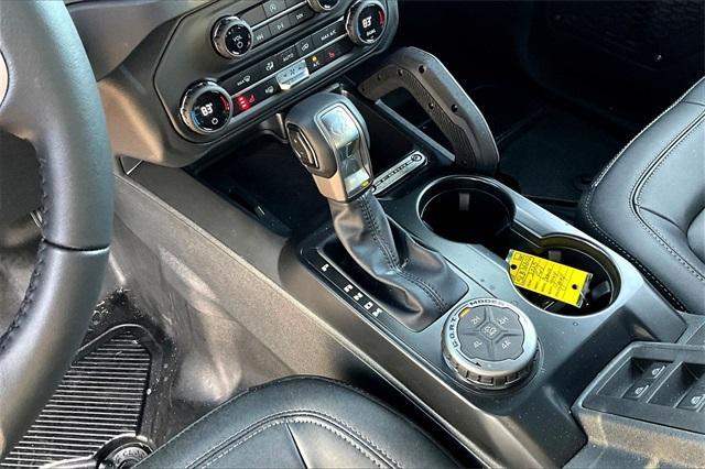 new 2025 Ford Bronco car, priced at $47,977