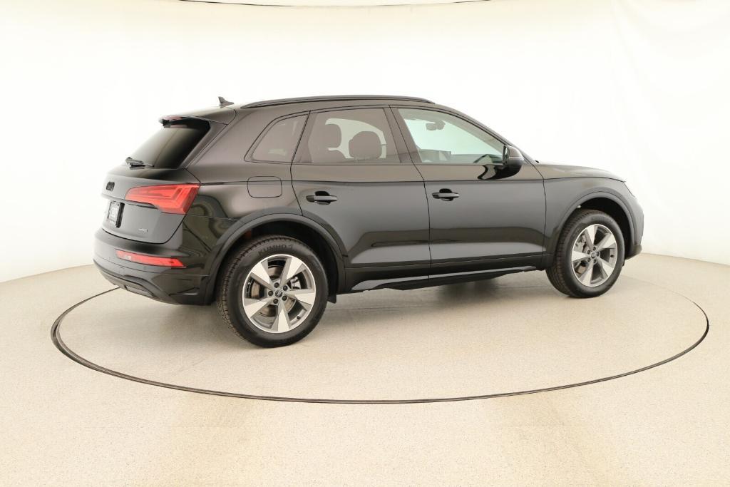 new 2025 Audi Q5 car, priced at $56,100