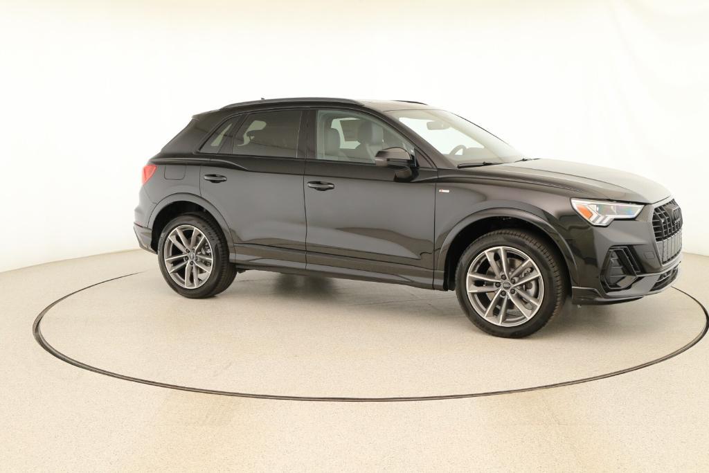 new 2025 Audi Q3 car, priced at $45,975