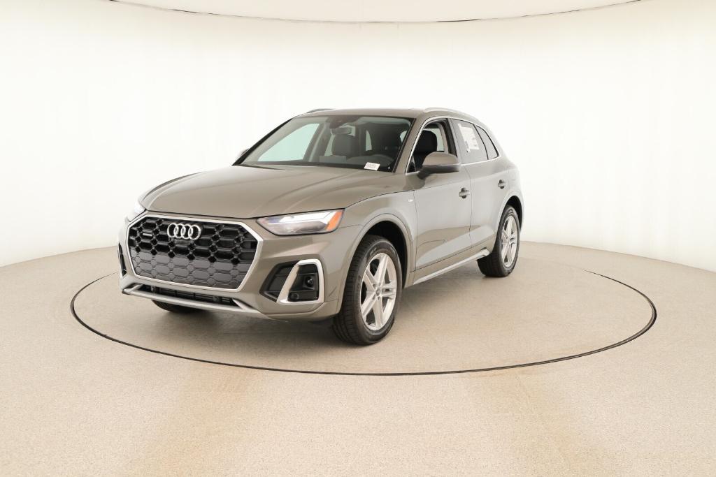 new 2025 Audi Q5 car, priced at $66,525