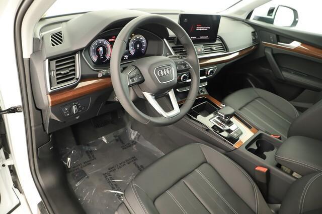 new 2025 Audi Q5 car, priced at $54,650