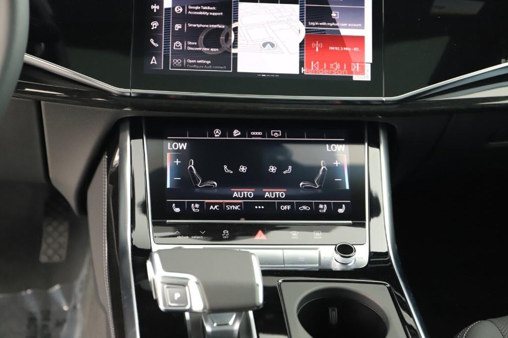 new 2025 Audi Q7 car, priced at $76,900