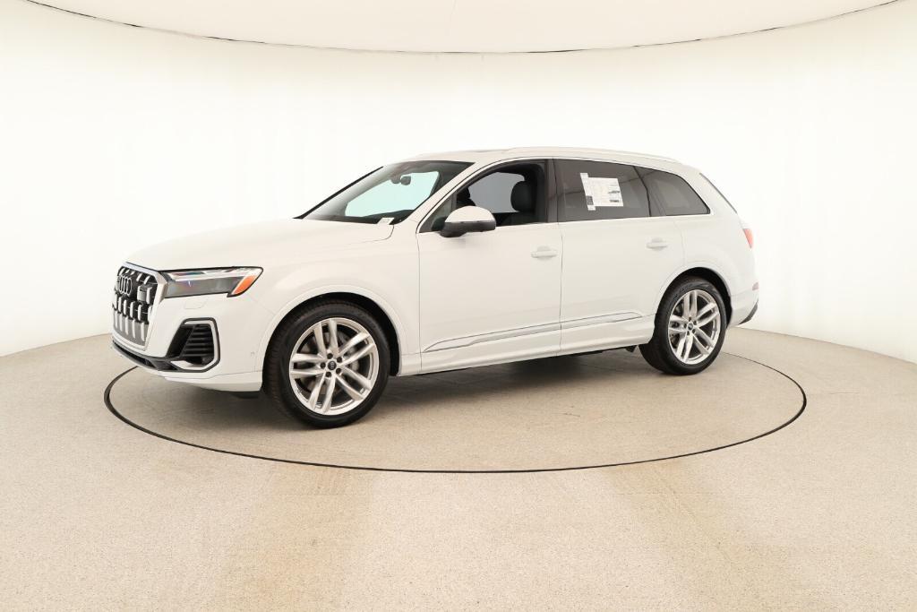 new 2025 Audi Q7 car, priced at $76,900