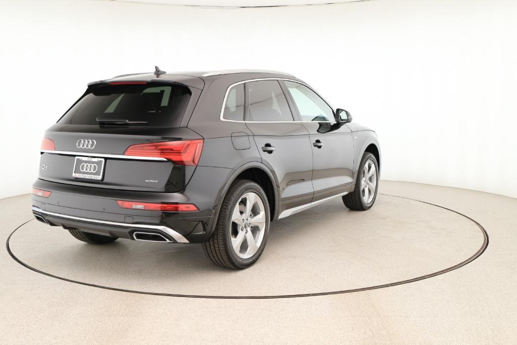 new 2024 Audi Q5 car, priced at $60,690