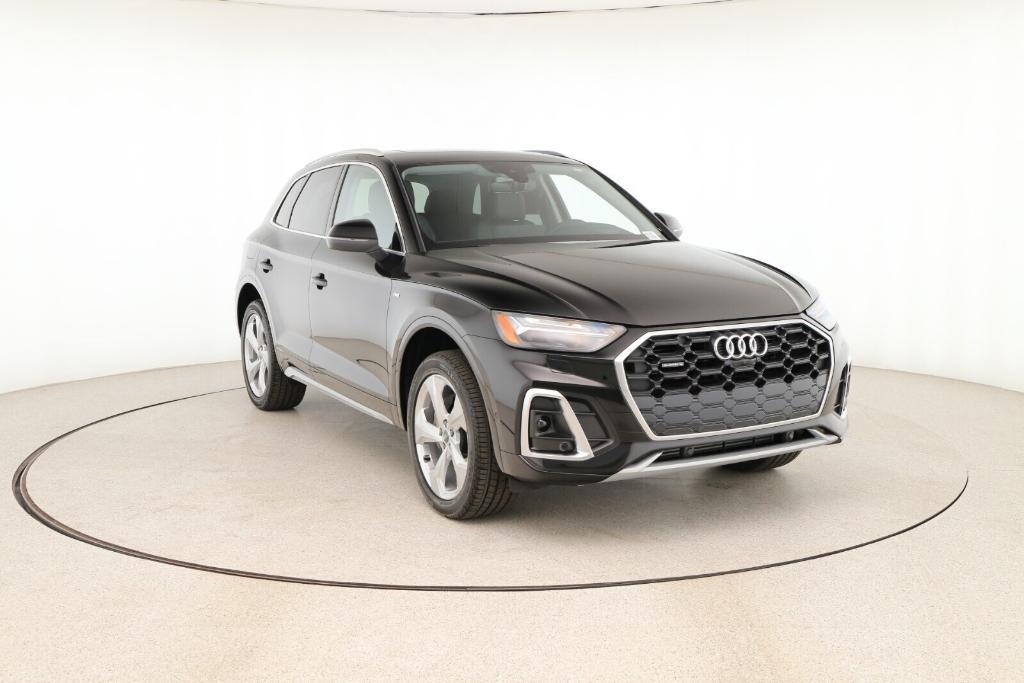 new 2024 Audi Q5 car, priced at $60,690