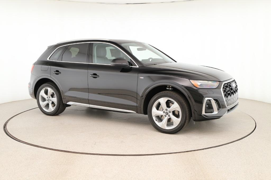 new 2024 Audi Q5 car, priced at $60,690