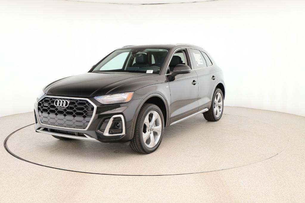 new 2024 Audi Q5 car, priced at $60,690