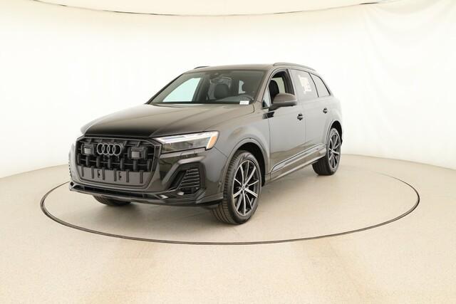 new 2025 Audi Q7 car, priced at $72,420