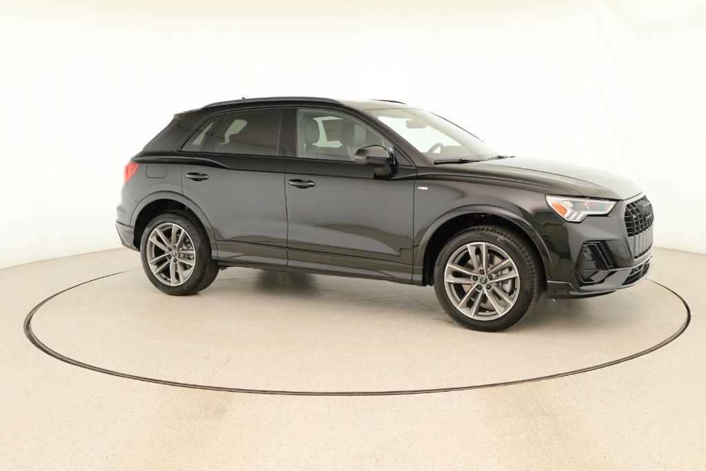 new 2025 Audi Q3 car, priced at $45,785